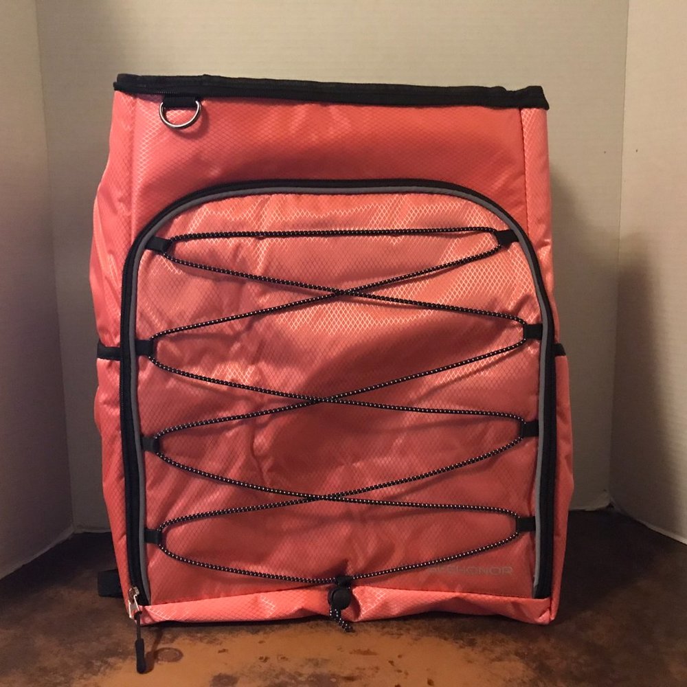 Insulated Cooler Backpack 45 Cans Leakproof Soft Cooler Bag Lightweight